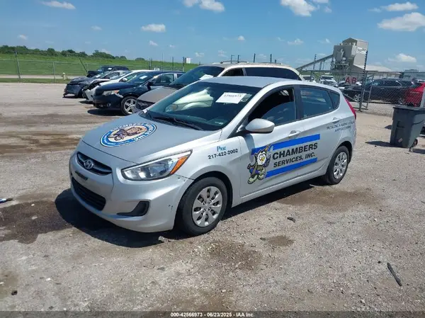 KMHCT5AE6GU248490 2016 HYUNDAI ACCENT - Image 2