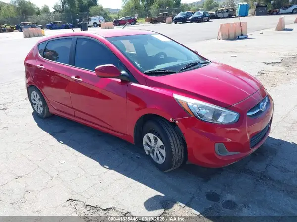 KMHCT5AE6GU249686 2016 HYUNDAI ACCENT - Image 1