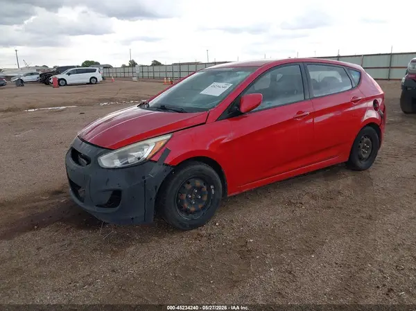 KMHCT5AE6GU259702 2016 HYUNDAI ACCENT - Image 2