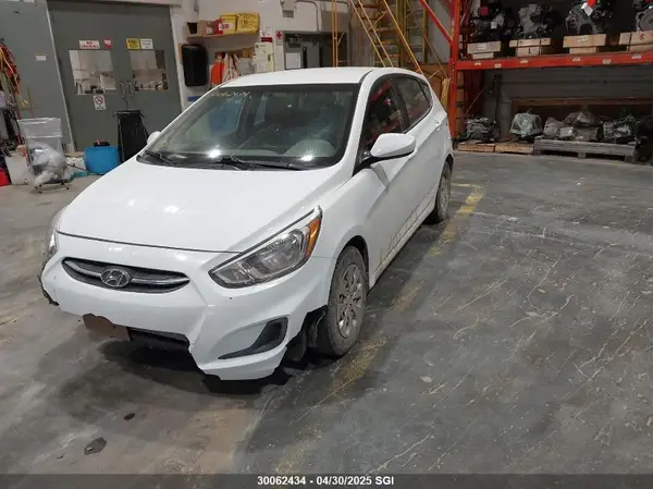 KMHCT5AE6GU259781 2016 HYUNDAI ACCENT - Image 2