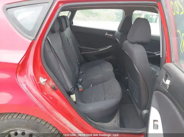 KMHCT5AE6GU261885 2016 HYUNDAI ACCENT - Image 8