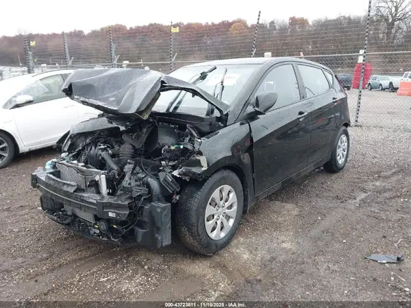 KMHCT5AE6GU265564 2016 HYUNDAI ACCENT - Image 2