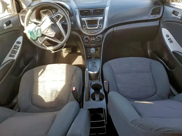 KMHCT5AE6GU285703 2016 HYUNDAI ACCENT - Image 8