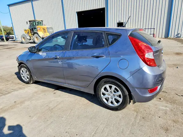 KMHCT5AE6GU287192 2016 HYUNDAI ACCENT - Image 2