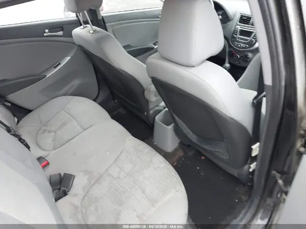 KMHCT5AE6GU290609 2016 HYUNDAI ACCENT - Image 8
