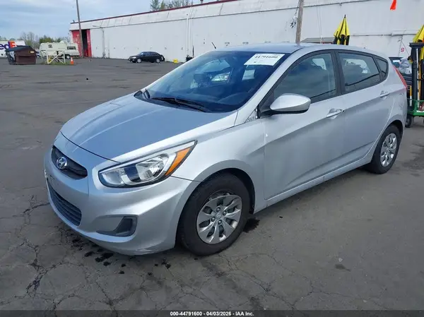 KMHCT5AE6HU299750 2017 HYUNDAI ACCENT - Image 2