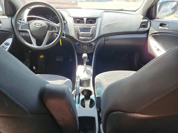 KMHCT5AE6HU319284 2017 HYUNDAI ACCENT - Image 8