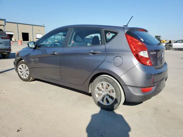 KMHCT5AE6HU320354 2017 HYUNDAI ACCENT - Image 2