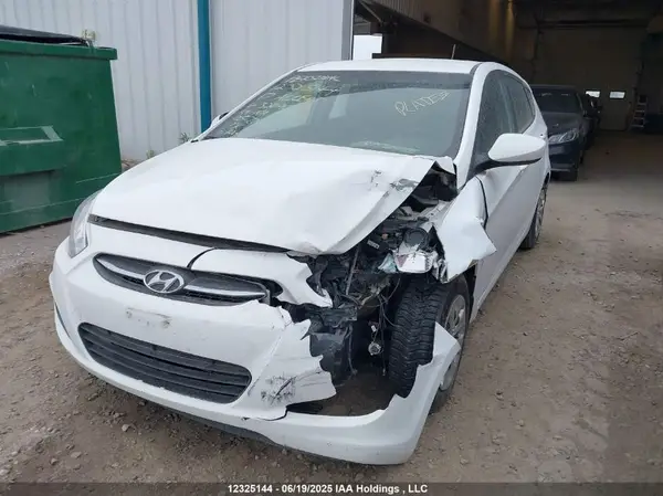 KMHCT5AE6HU320967 2017 HYUNDAI ACCENT - Image 2