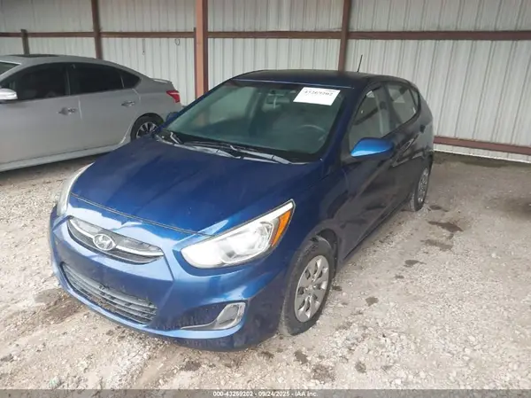 KMHCT5AE6HU346842 2017 HYUNDAI ACCENT - Image 2