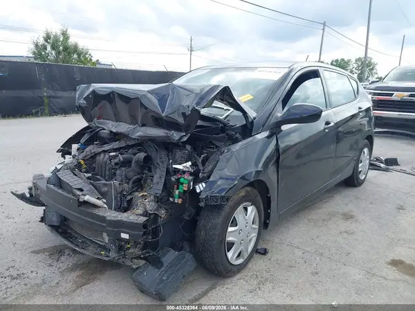 KMHCT5AE6HU355119 2017 HYUNDAI ACCENT - Image 2