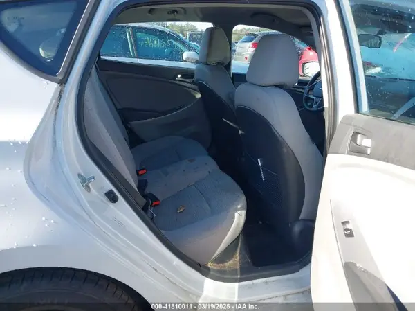 KMHCT5AE6HU357260 2017 HYUNDAI ACCENT - Image 8