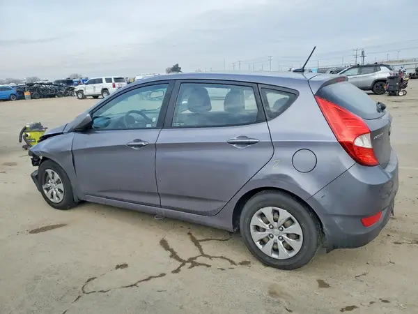 KMHCT5AE7GU237028 2016 HYUNDAI ACCENT - Image 2