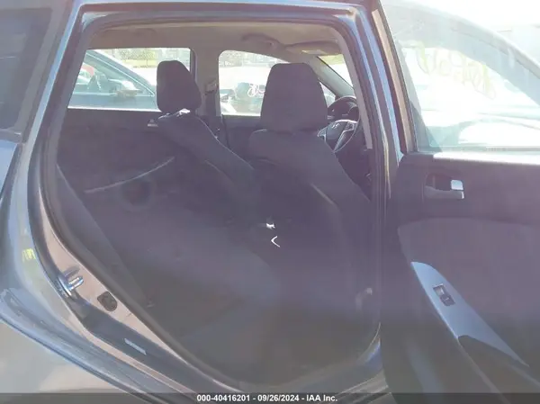 KMHCT5AE7GU243377 2016 HYUNDAI ACCENT - Image 8