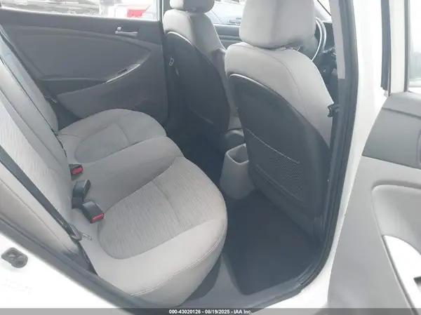 KMHCT5AE7GU246991 2016 HYUNDAI ACCENT - Image 8