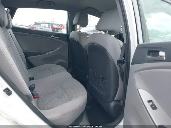 KMHCT5AE7GU248224 2016 HYUNDAI ACCENT - Image 8