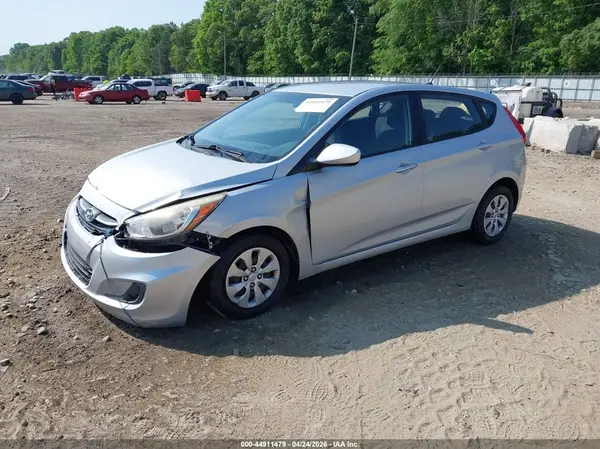 KMHCT5AE7GU250880 2016 HYUNDAI ACCENT - Image 2