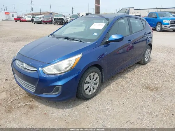 KMHCT5AE7GU261104 2016 HYUNDAI ACCENT - Image 2