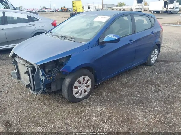 KMHCT5AE7GU264780 2016 HYUNDAI ACCENT - Image 2