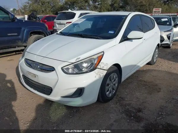 KMHCT5AE7GU267405 2016 HYUNDAI ACCENT - Image 2