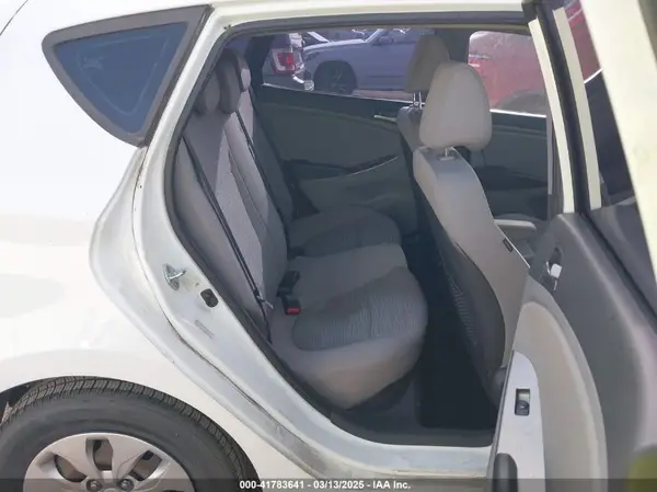 KMHCT5AE7GU267405 2016 HYUNDAI ACCENT - Image 8