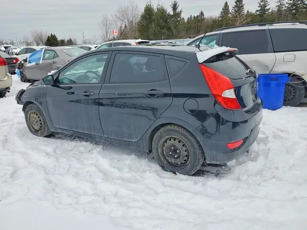 KMHCT5AE7GU274595 2016 HYUNDAI ACCENT - Image 2
