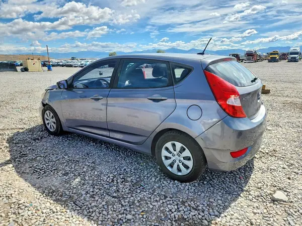 KMHCT5AE7GU278873 2016 HYUNDAI ACCENT - Image 2