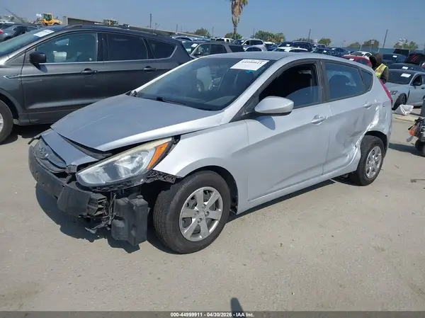 KMHCT5AE7GU279246 2016 HYUNDAI ACCENT - Image 2