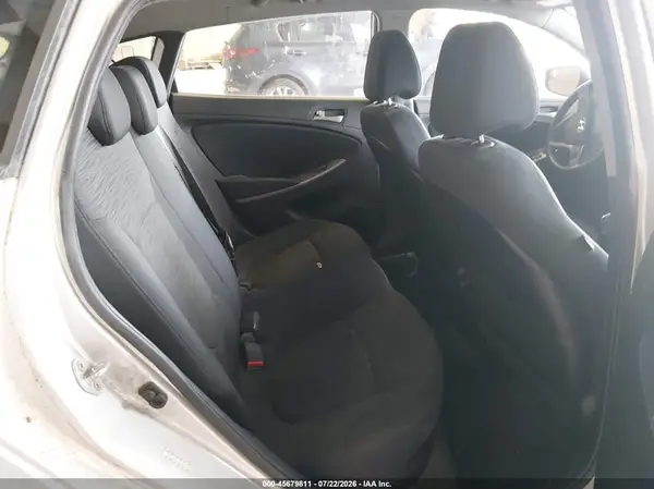 KMHCT5AE7GU279747 2016 HYUNDAI ACCENT - Image 8