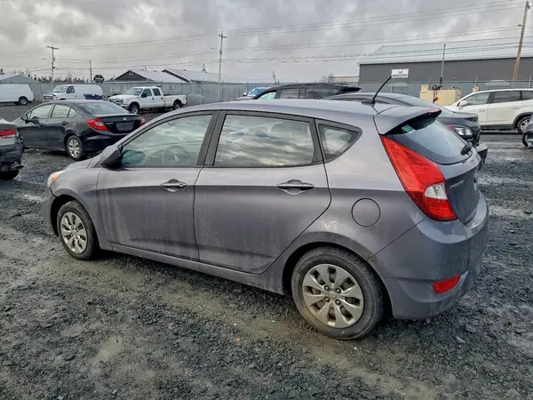 KMHCT5AE7GU281885 2016 HYUNDAI ACCENT - Image 2