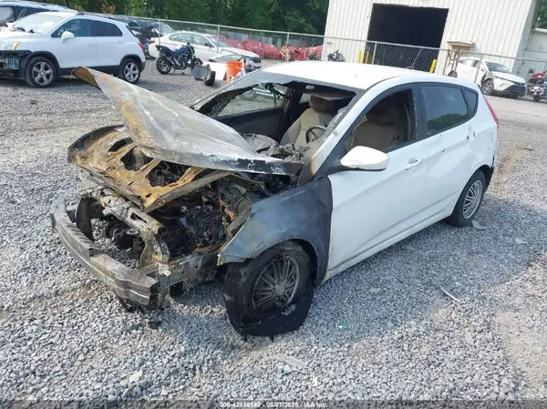 KMHCT5AE7GU287718 2016 HYUNDAI ACCENT - Image 2