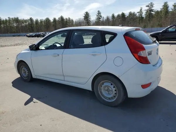 KMHCT5AE7GU288786 2016 HYUNDAI ACCENT - Image 2