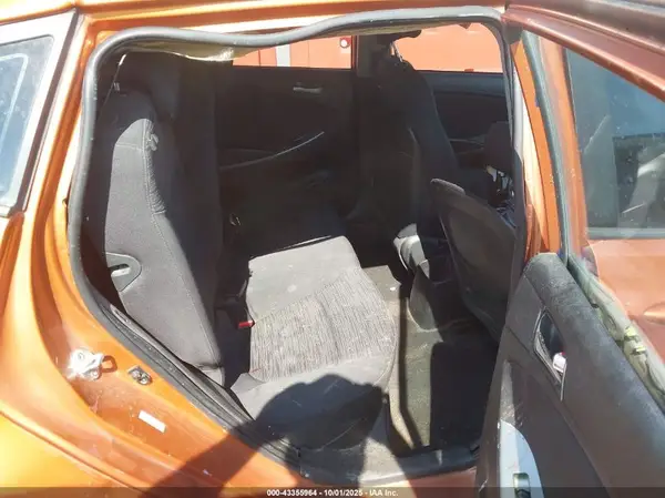 KMHCT5AE7GU295933 2016 HYUNDAI ACCENT - Image 8