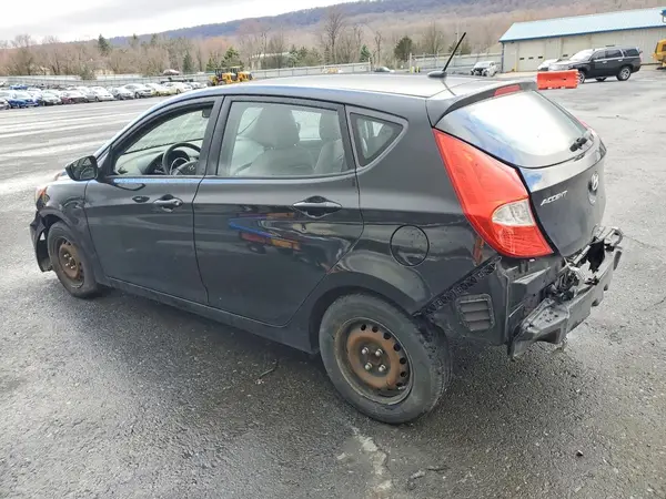 KMHCT5AE7HU296310 2017 HYUNDAI ACCENT - Image 2