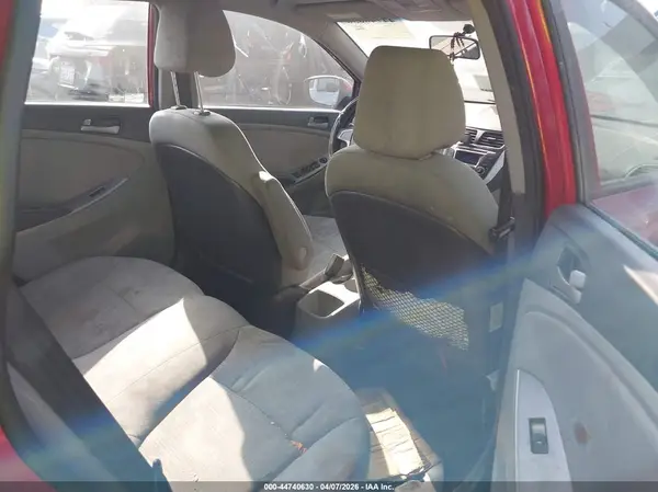 KMHCT5AE7HU300419 2017 HYUNDAI ACCENT - Image 8