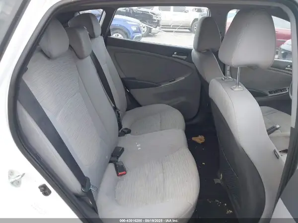 KMHCT5AE7HU300968 2017 HYUNDAI ACCENT - Image 8