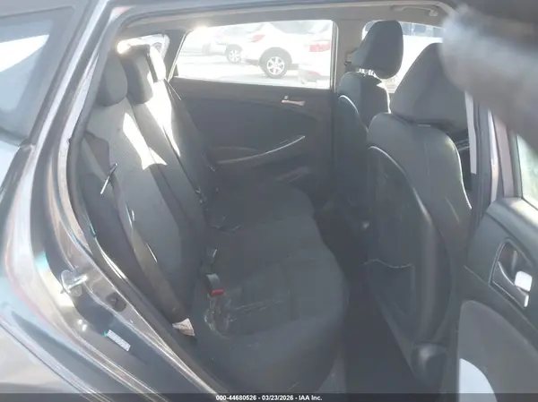 KMHCT5AE7HU304941 2017 HYUNDAI ACCENT - Image 8