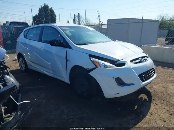 KMHCT5AE7HU310724 2017 HYUNDAI ACCENT - Image 1
