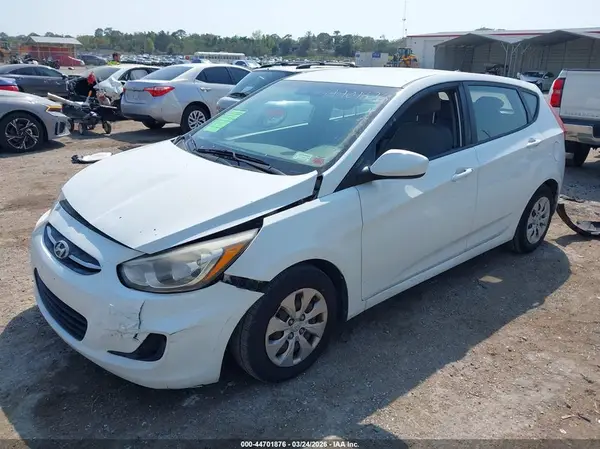 KMHCT5AE7HU310948 2017 HYUNDAI ACCENT - Image 2