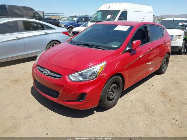 KMHCT5AE7HU311856 2017 HYUNDAI ACCENT - Image 2