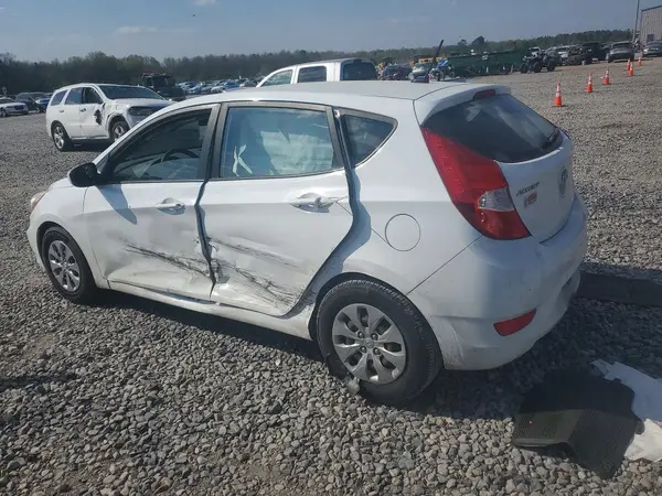 KMHCT5AE7HU313364 2017 HYUNDAI ACCENT - Image 2