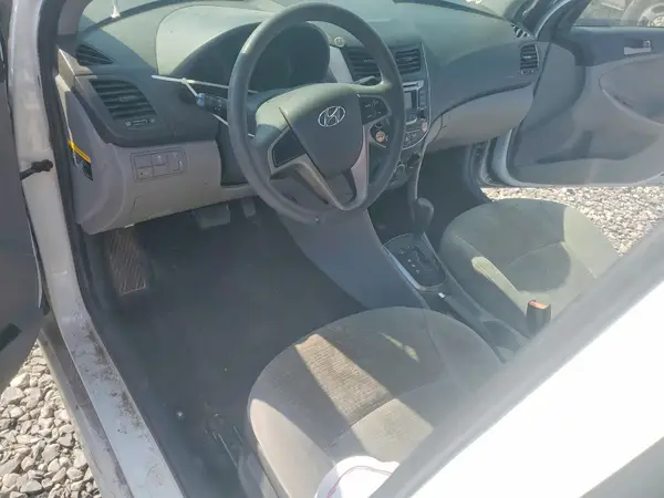 KMHCT5AE7HU313364 2017 HYUNDAI ACCENT - Image 8