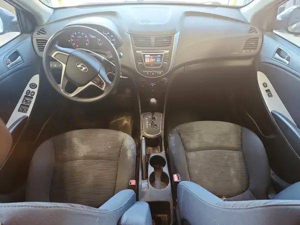 KMHCT5AE7HU326390 2017 HYUNDAI ACCENT - Image 8