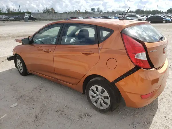 KMHCT5AE7HU326549 2017 HYUNDAI ACCENT - Image 2