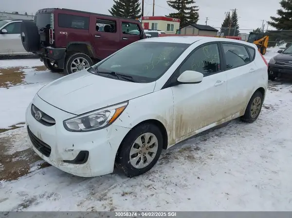 KMHCT5AE7HU334652 2017 HYUNDAI ACCENT - Image 2