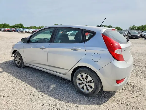 KMHCT5AE7HU335297 2017 HYUNDAI ACCENT - Image 2