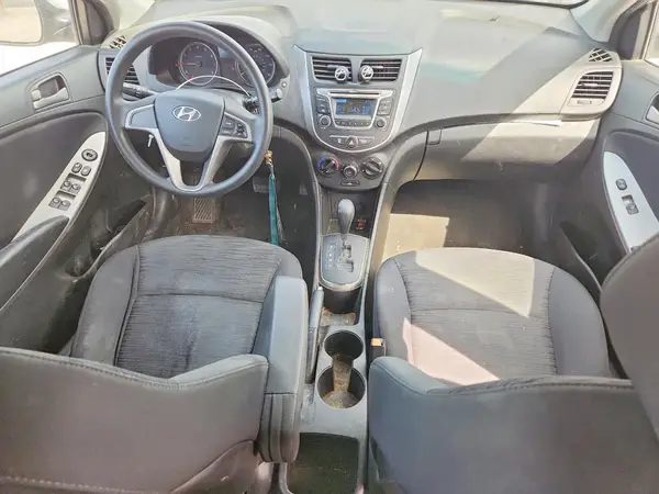 KMHCT5AE7HU335297 2017 HYUNDAI ACCENT - Image 8
