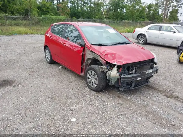 KMHCT5AE7HU338393 2017 HYUNDAI ACCENT - Image 1