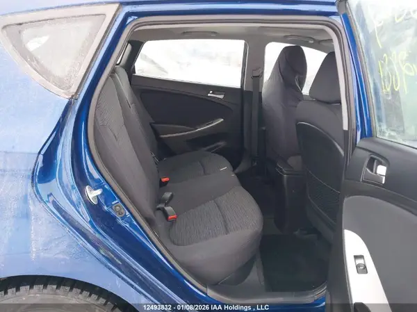KMHCT5AE7HU342881 2017 HYUNDAI ACCENT - Image 8
