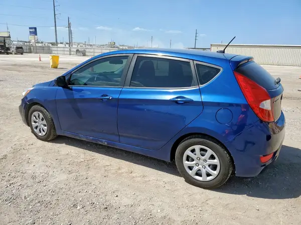 KMHCT5AE7HU344758 2017 HYUNDAI ACCENT - Image 2